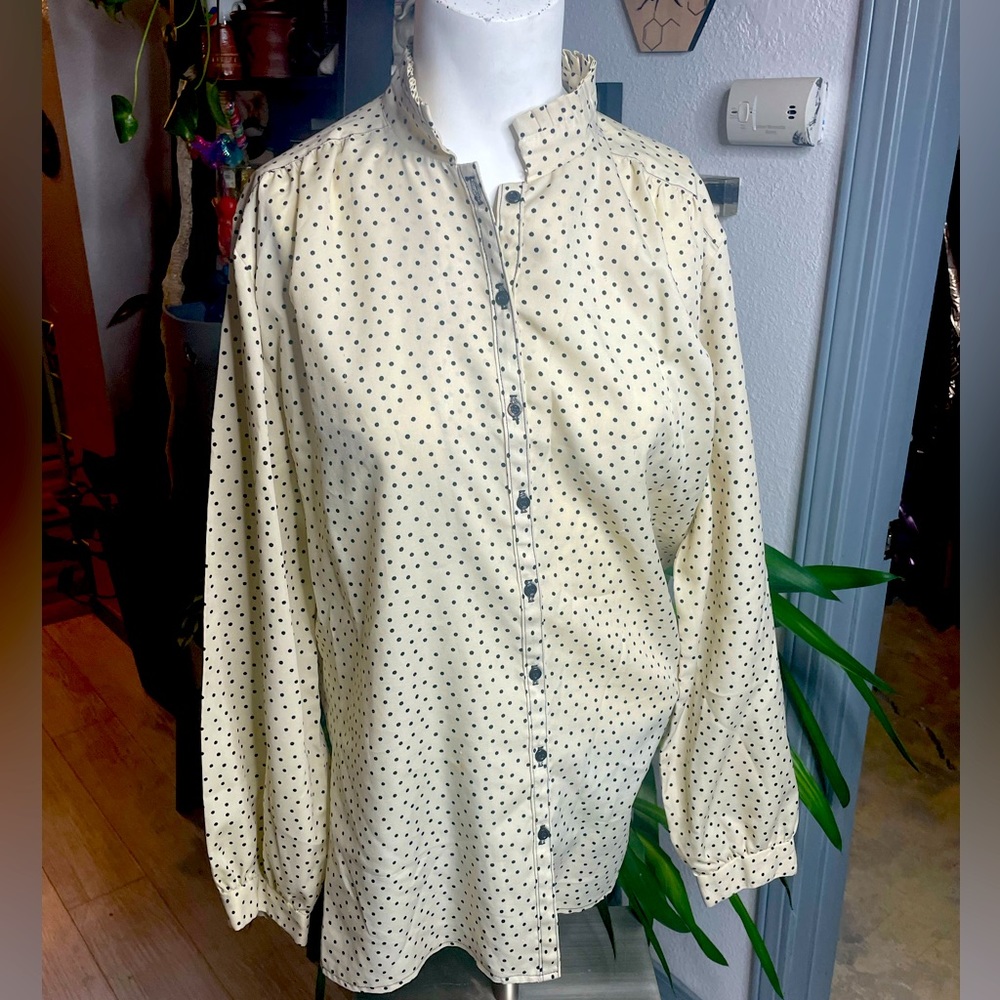 Vintage polka dot button down shirt